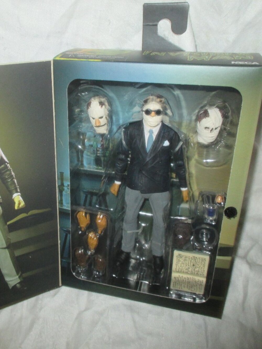 NECA Universal Monsters 7" Ultimate Invisible Man 1933 Movie Figure NEW
